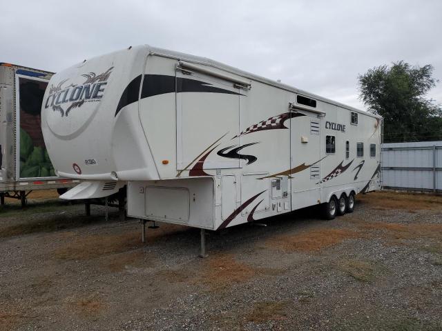 Obraz 2 z 2009 HEART LAND CYCLONE 2009 z VIN 5SFGF40349E050766