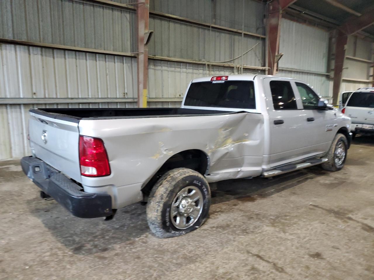 Изображение 3 2018 RAM 2500 ST 2018 с VIN 3C6UR4HJ8JG169229