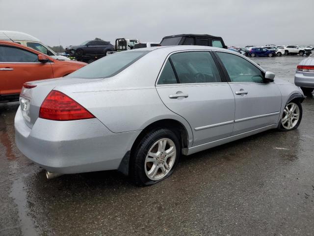 Obraz 3 z 2007 HONDA ACCORD EX 2007 z VIN 1HGCM56717A075296