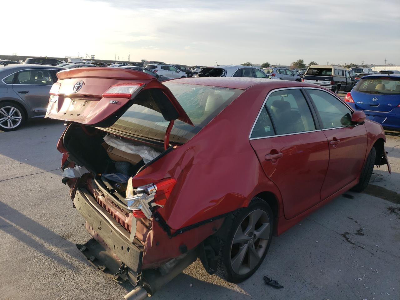 Изображение 3 2014 TOYOTA CAMRY L 2014 с VIN 4T1BF1FK1EU814370