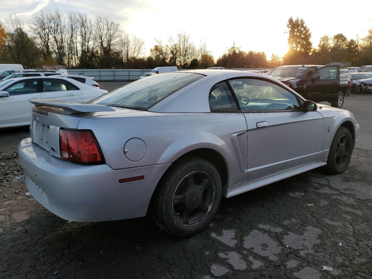 Obraz 3 z 2003 FORD MUSTANG  2003 z VIN 1FAFP40433F320713