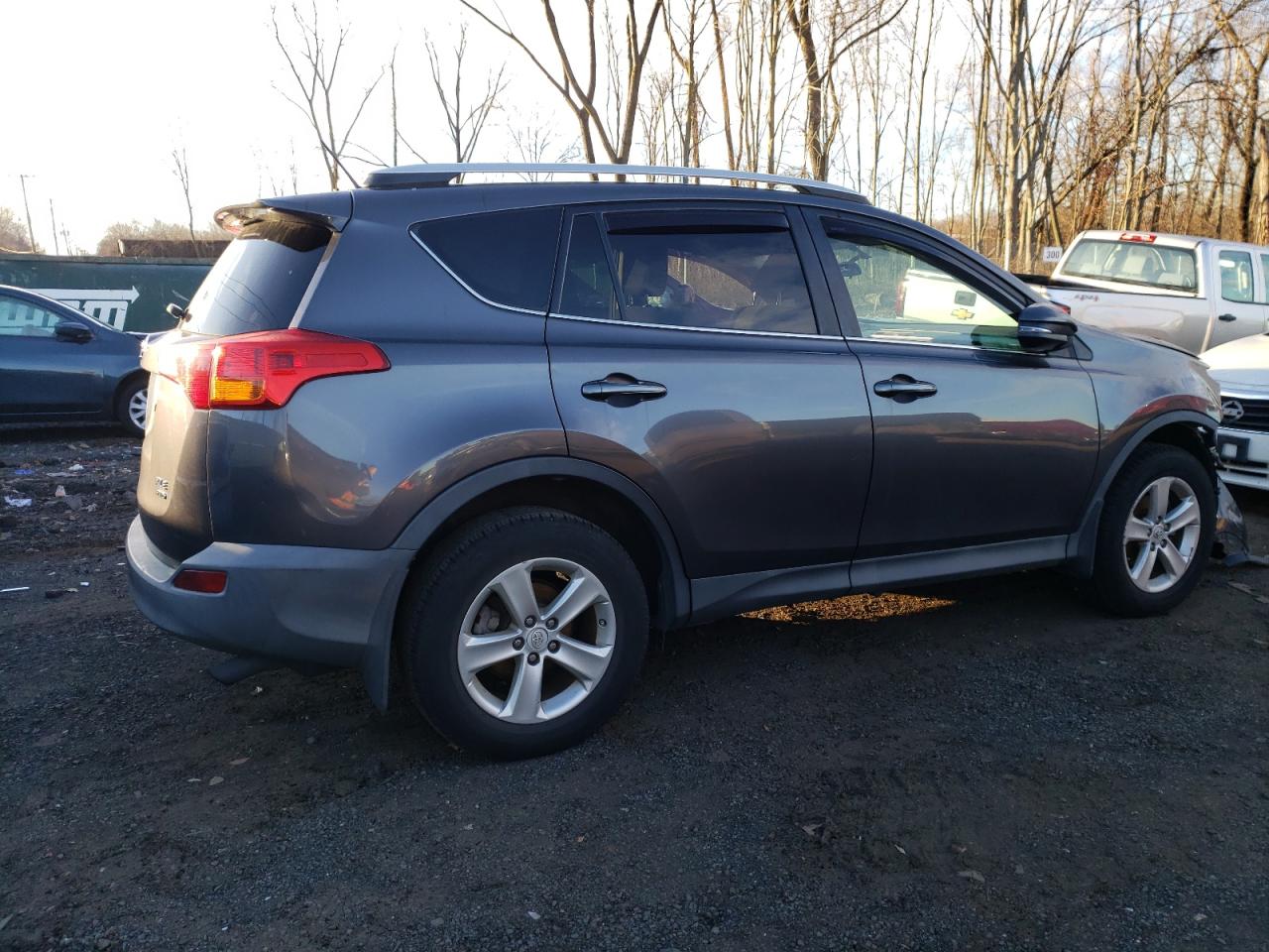 Obraz 3 z 2013 TOYOTA RAV4 XLE 2013 z VIN 2T3RFREV5DW074207
