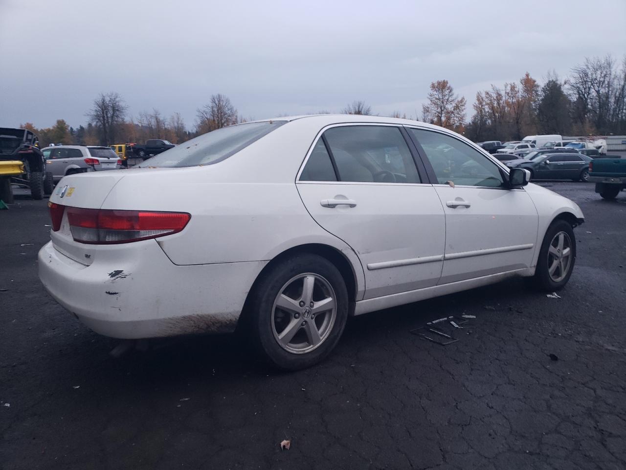 Image 3 of 2004 HONDA ACCORD EX 2004 with VIN JHMCM56644C020278