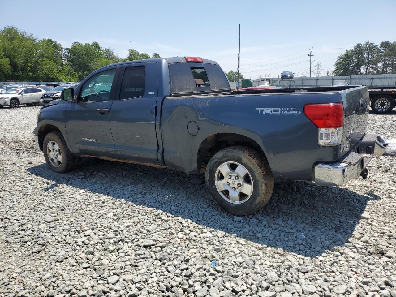 Image 2 of 2010 TOYOTA TUNDRA DOUBLE CAB SR5 2010 with VIN 5TFUM5F14AX011210