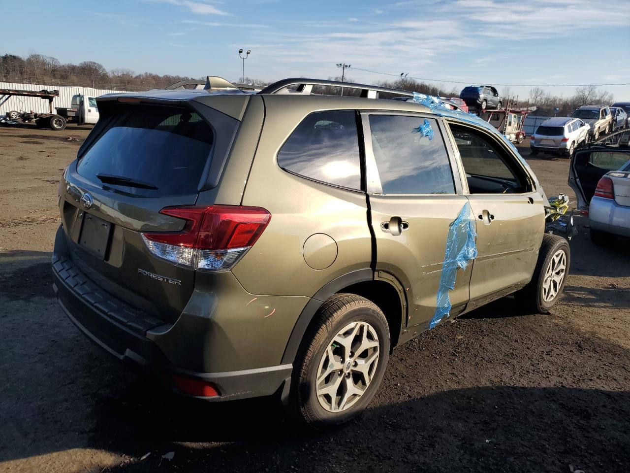 Image 3 of 2023 SUBARU FORESTER PREMIUM 2023 with VIN JF2SKAEC5PH435833