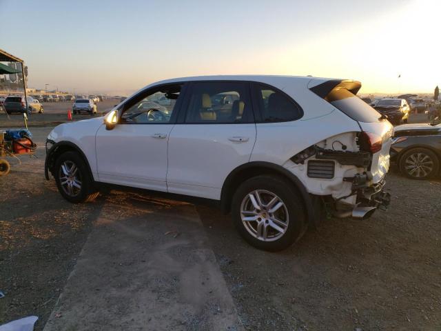 Obraz 2 z 2016 PORSCHE CAYENNE  2016 z VIN WP1AA2A25GKA15135