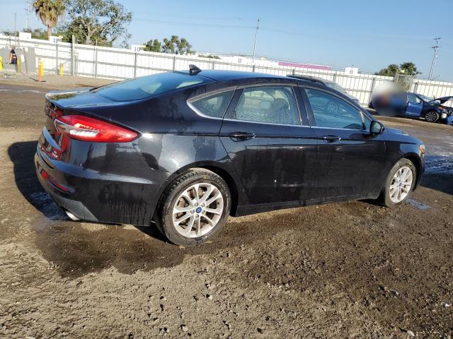 Obraz 3 z 2020 FORD FUSION SE 2020 z VIN 3FA6P0HD3LR150837