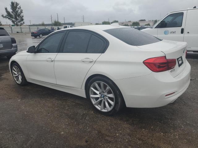 Изображение 2 2018 BMW 320 I 2018 с VIN WBA8E1G56JNU89775
