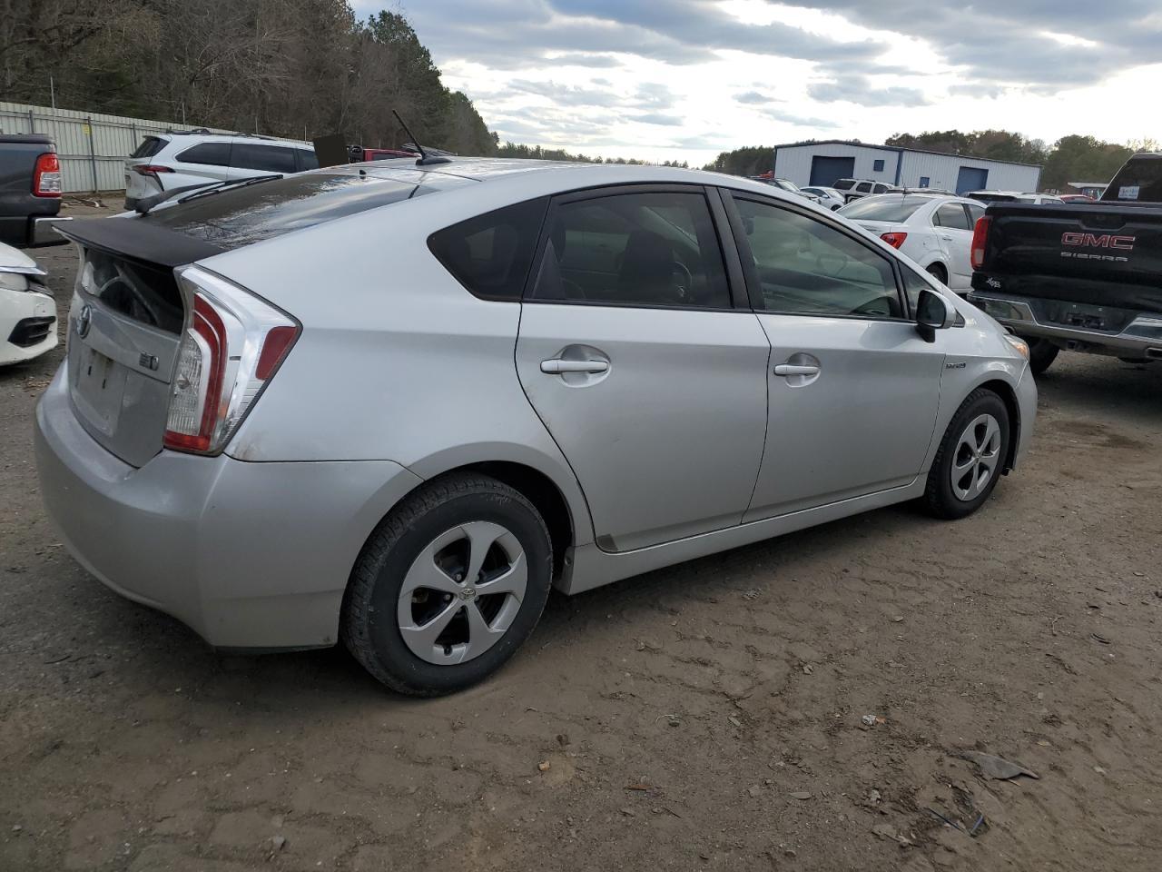 Obraz 3 z 2012 TOYOTA PRIUS  2012 z VIN JTDKN3DU1C1588272