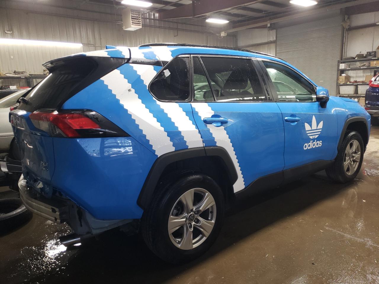 Image 3 of 2021 TOYOTA RAV4 XLE 2021 with VIN 2T3P1RFVXMC143608