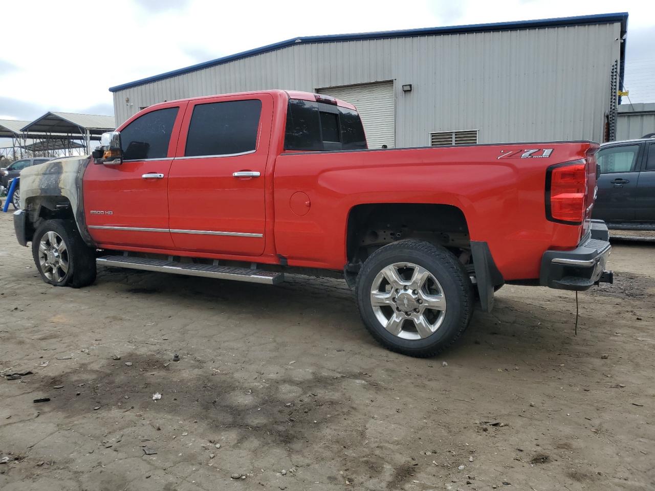 Image 2 of 2019 CHEVROLET SILVERADO K2500 HEAVY DUTY LTZ 2019 with VIN 1GC1KTEY7KF183752