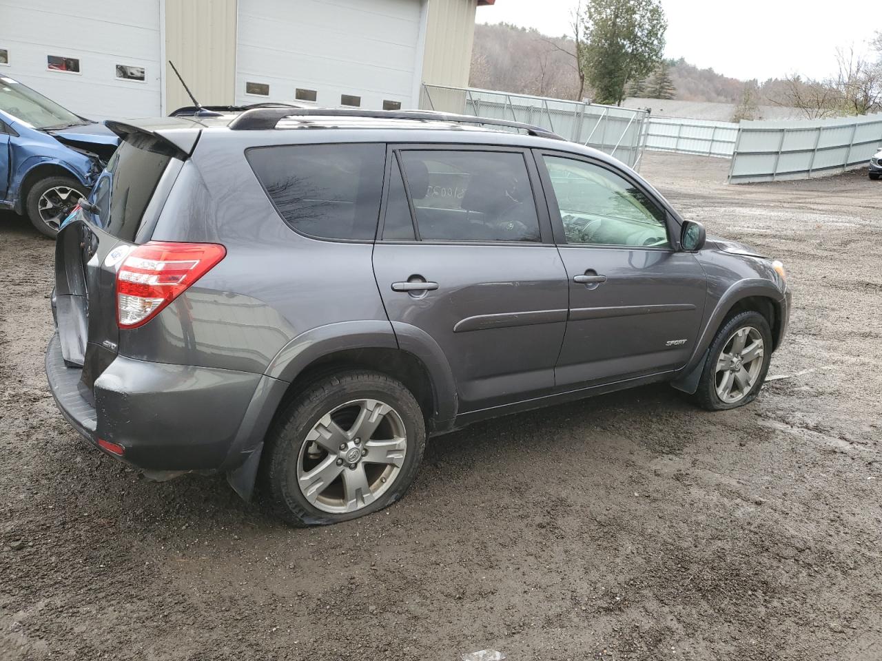 Image 3 of 2009 TOYOTA RAV4 SPORT 2009 with VIN JTMBF32V295004052