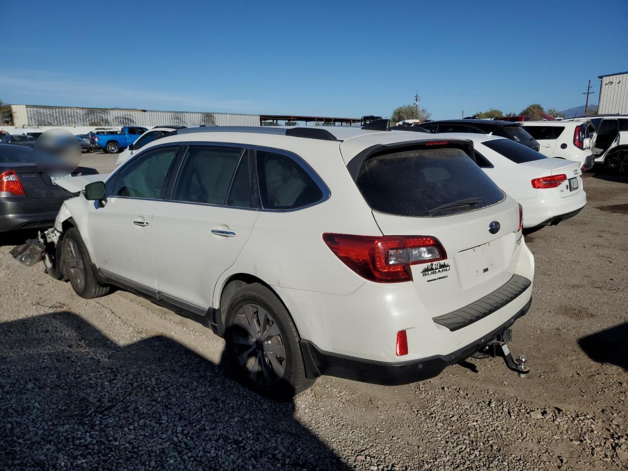 Изображение 2 2017 SUBARU OUTBACK TOURING 2017 с VIN 4S4BSATC1H3358650