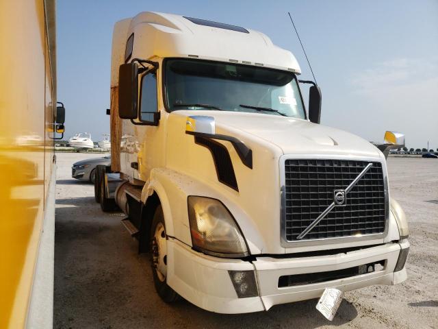 Obraz 1 z 2012 VOLVO VN VNL 2012 z VIN 4V4NC9THXCN537988