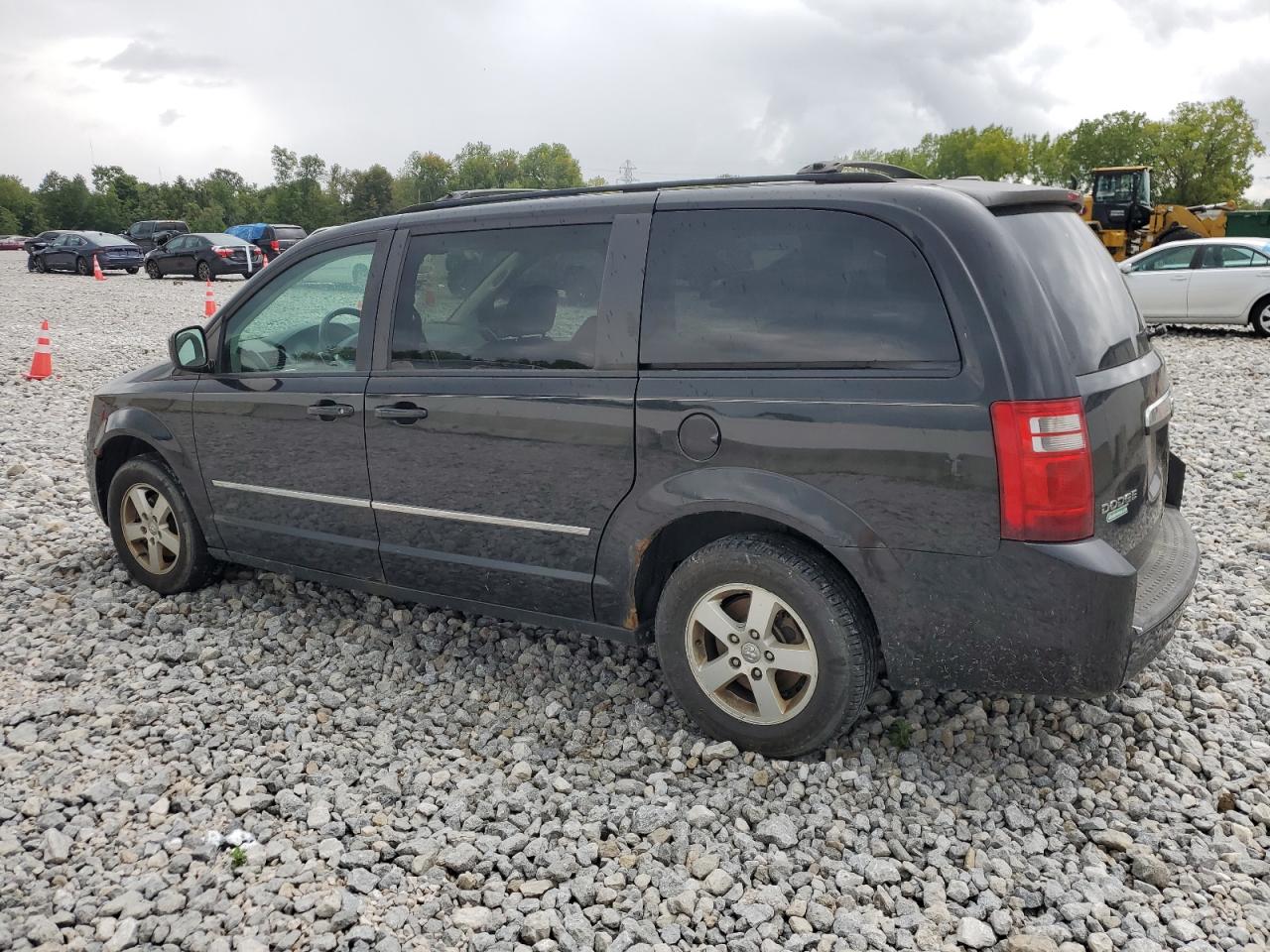 Image 2 of 2010 DODGE GRAND CARAVAN SXT 2010 with VIN 2D4RN5D13AR459333