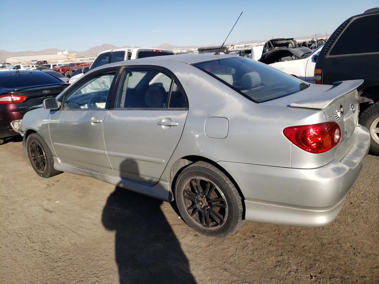 Obraz 2 z 2003 TOYOTA COROLLA CE 2003 z VIN 1NXBR32E33Z120750