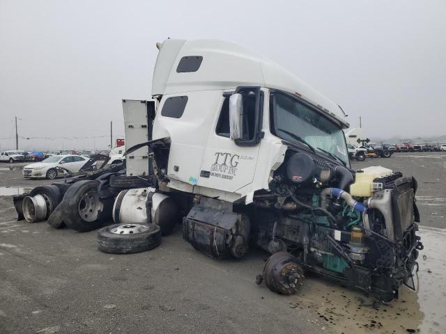 Image 1 of 2020 VOLVO VN VNL 2020 with VIN 4V4NC9EH0LN204129