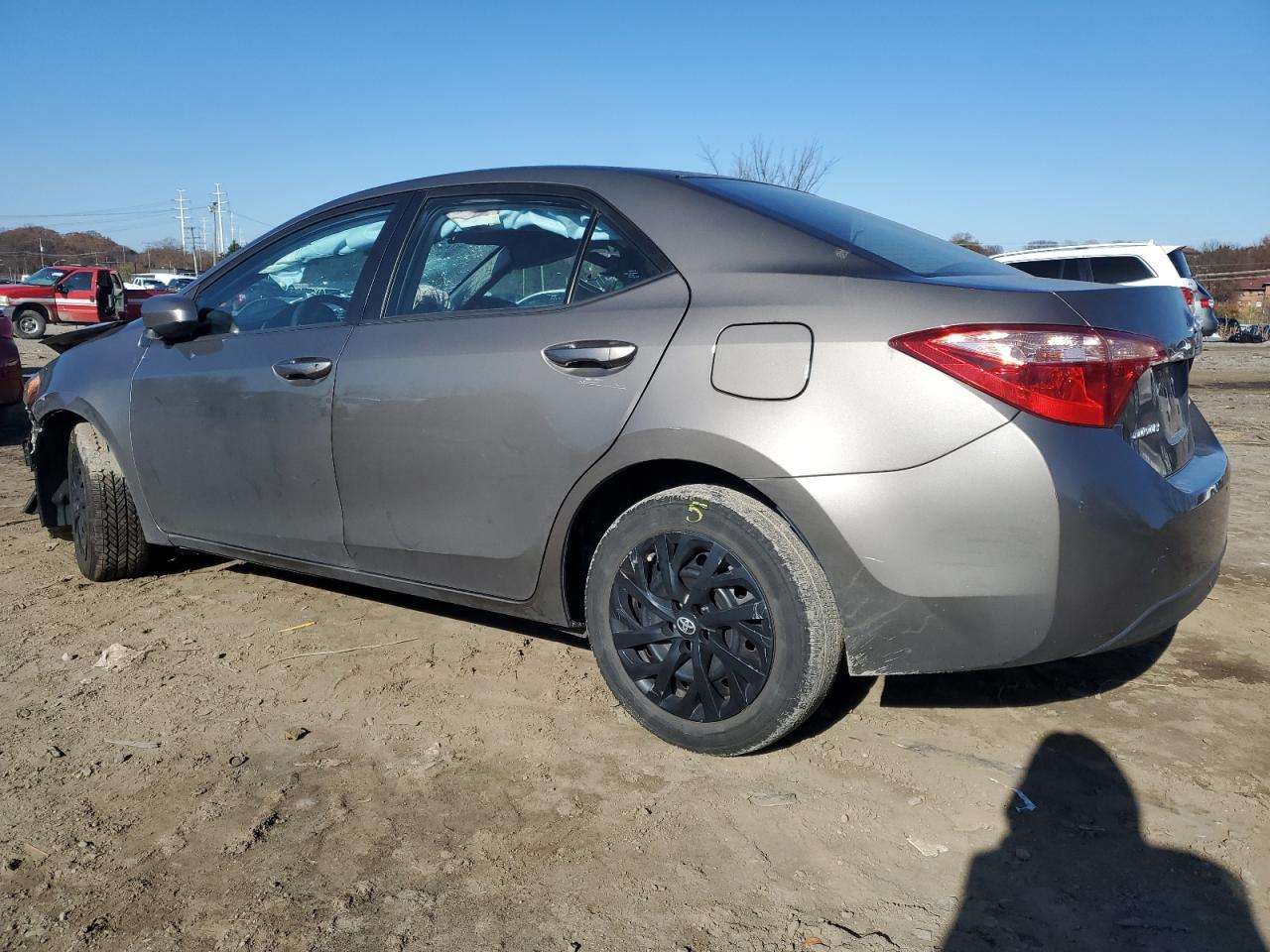 Изображение 2 2019 TOYOTA COROLLA L 2019 с VIN 5YFBURHE6KP899487