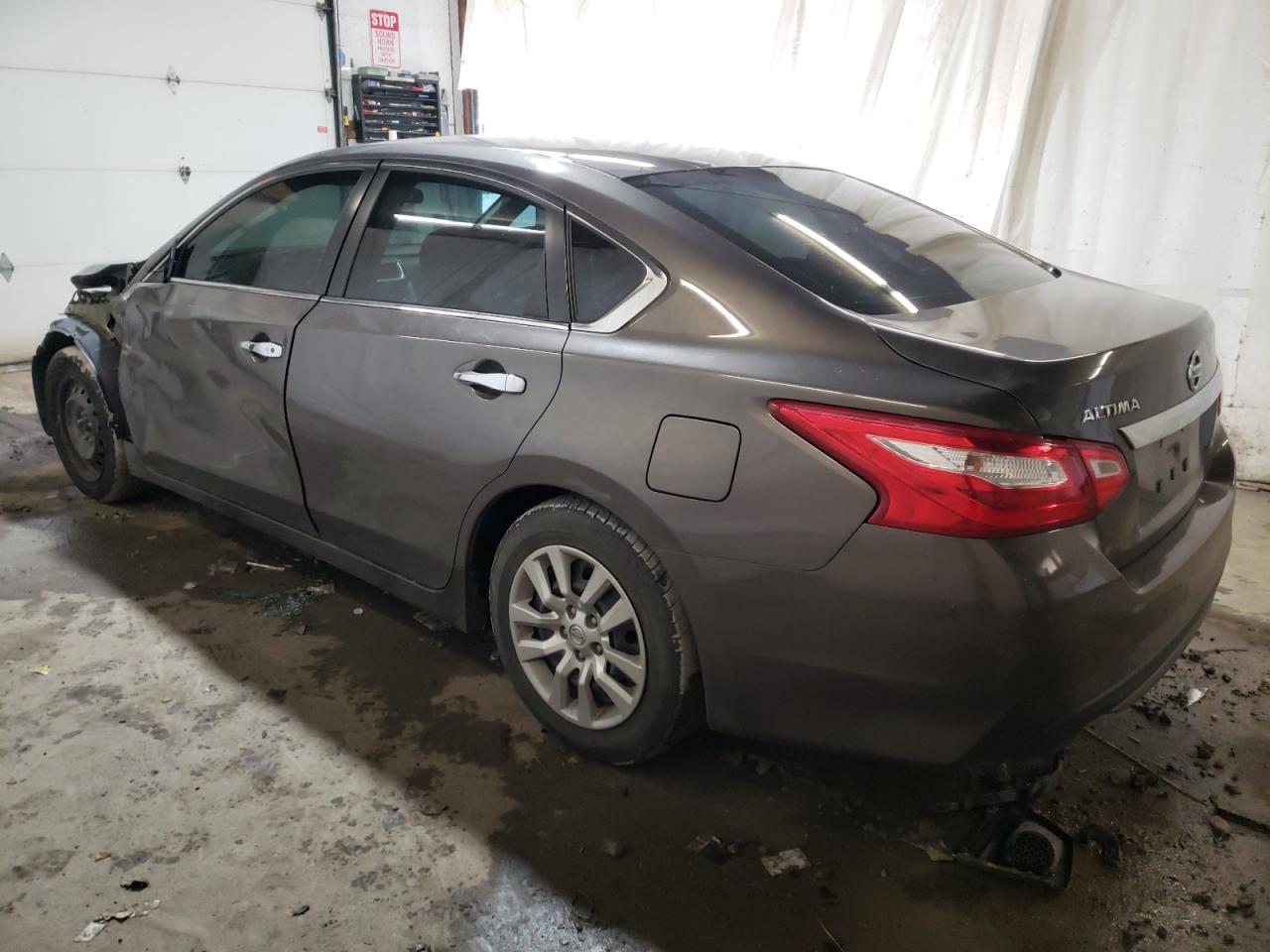 Image 2 of 2016 NISSAN ALTIMA 2.5 2016 with VIN 1N4AL3APXGN316095