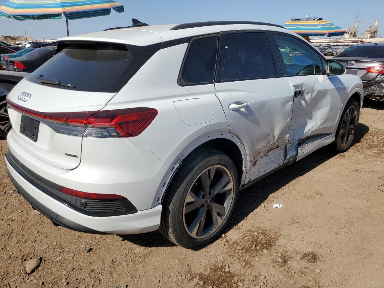 Obraz 3 z 2022 AUDI Q4 E-TRON PRESTIGE S-LINE 2022 z VIN WA1M2BFZ0NP047017