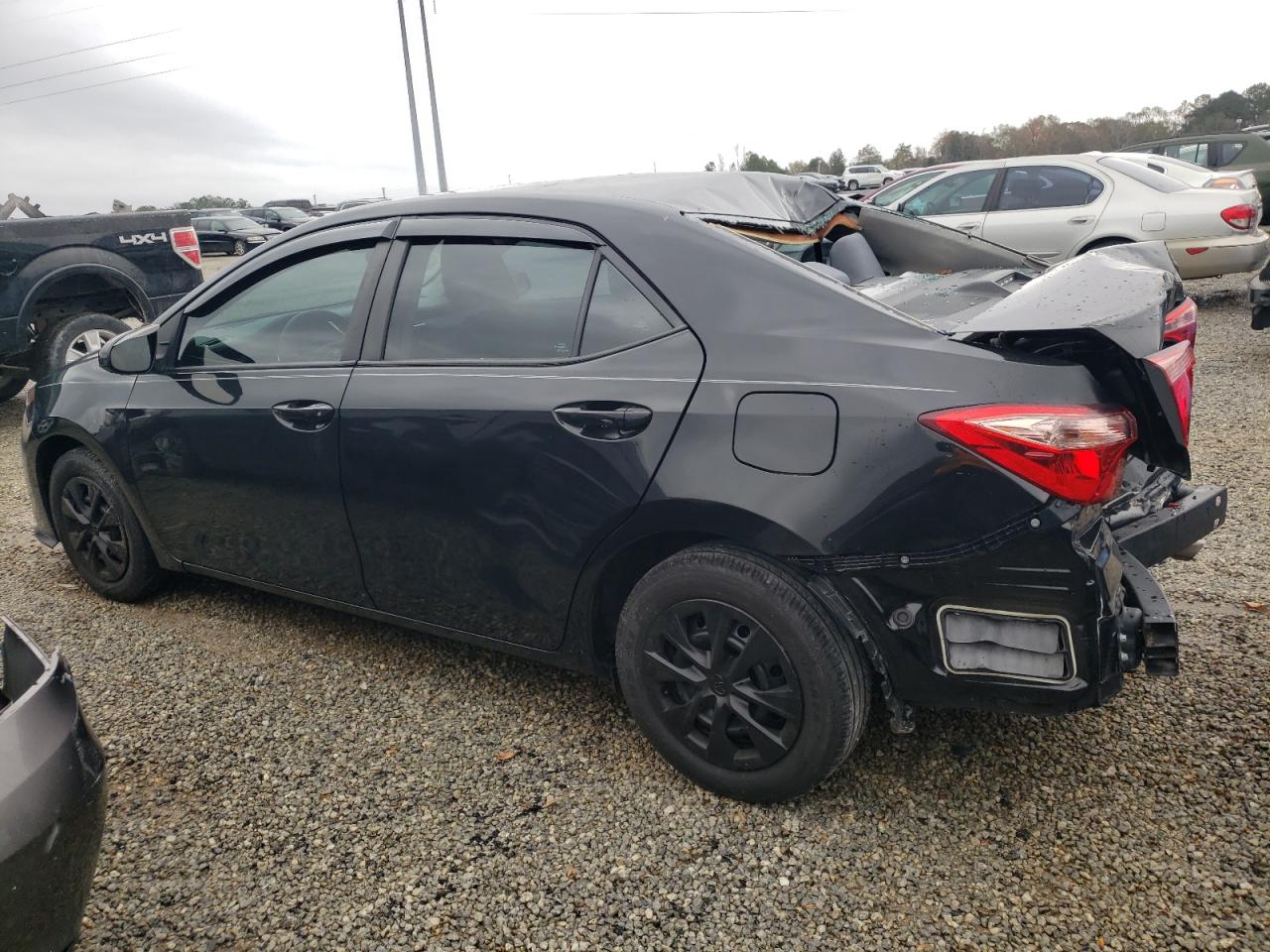 Изображение 2 2019 TOYOTA COROLLA L 2019 с VIN 2T1BURHE1KC188926