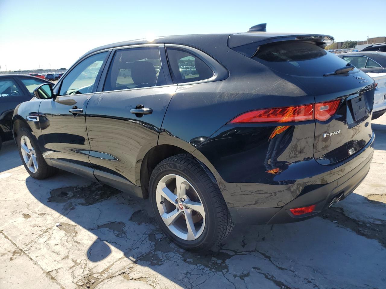 Image 2 of 2018 JAGUAR F-PACE PREMIUM 2018 with VIN SADCJ2FN8JA252071