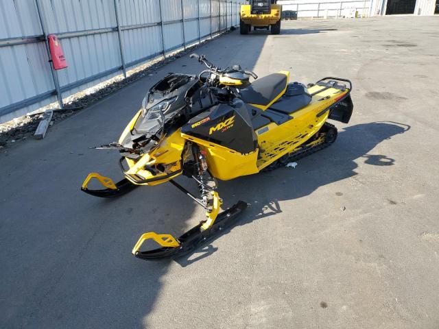 Obraz 2 z 2024 SKI DOO MXZ XRS850 2024 z VIN 2BPSUCRC4RV000346