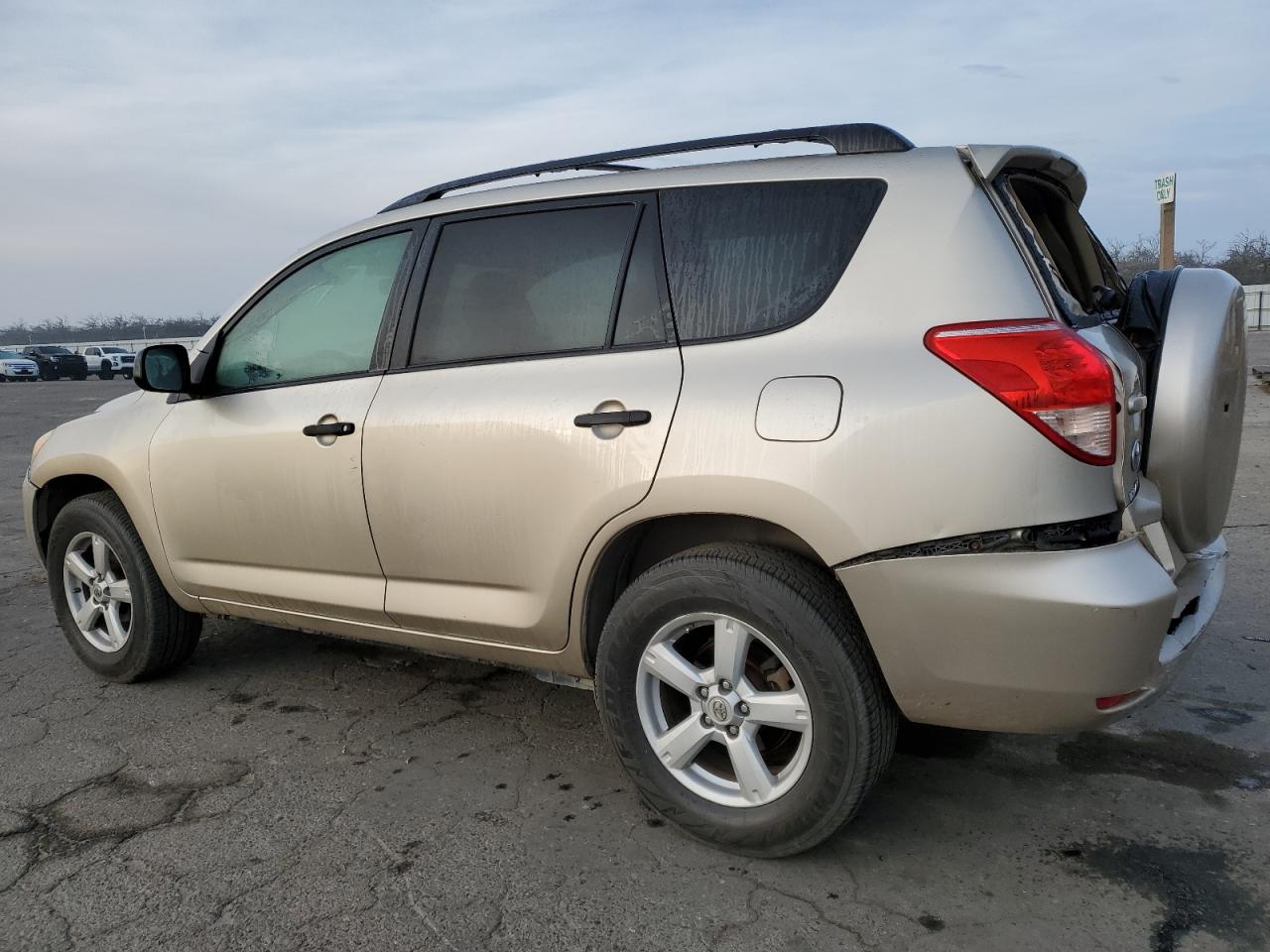 Obraz 2 z 2008 TOYOTA RAV4  2008 z VIN JTMBD33V786064809