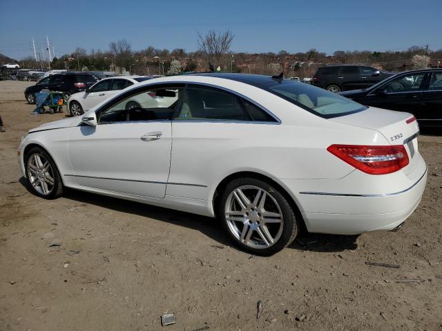 Изображение 2 2010 MERCEDES-BENZ E 350 2010 с VIN WDDKJ5GB4AF028236