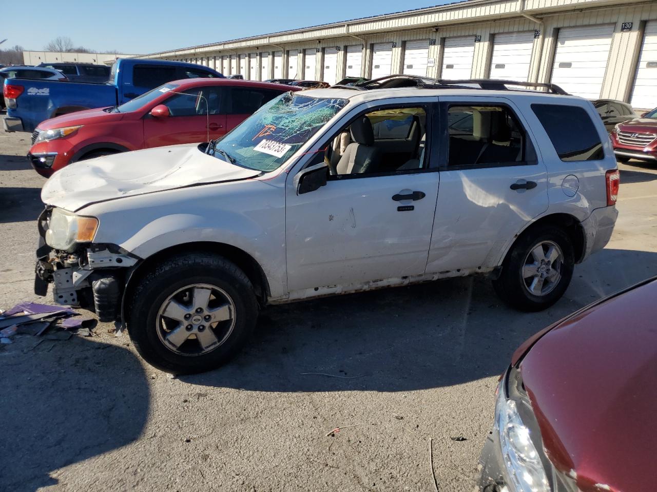 Image 1 of 2009 FORD ESCAPE XLT 2009 with VIN 1FMCU03719KB70746