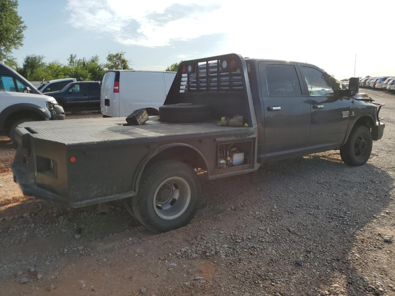 Image 3 of 2010 DODGE RAM 3500  2010 with VIN 3D73Y4CL0AG147439