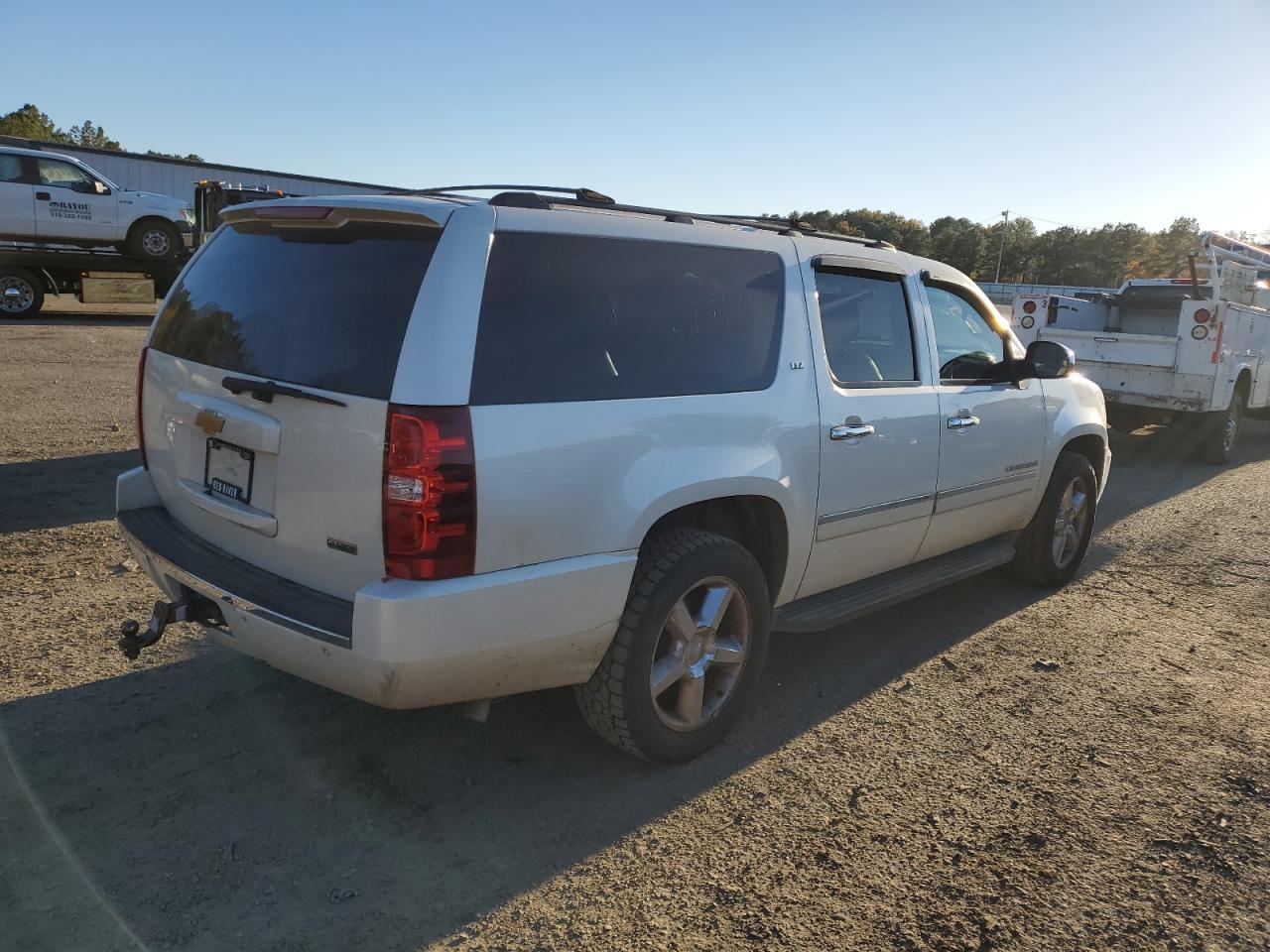 Изображение 3 2012 CHEVROLET SUBURBAN K1500 LTZ 2012 с VIN 1GNSKKE77CR131759