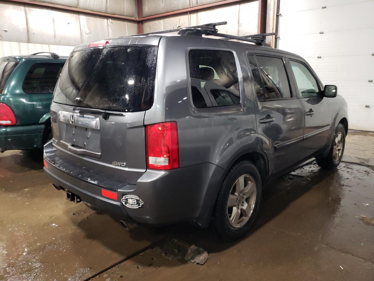 Image 3 of 2010 HONDA PILOT EXL 2010 with VIN 5FNYF4H5XAB008411