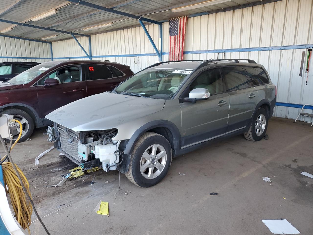 Obraz 1 z 2008 VOLVO XC70  2008 z VIN YV4BZ982181025498