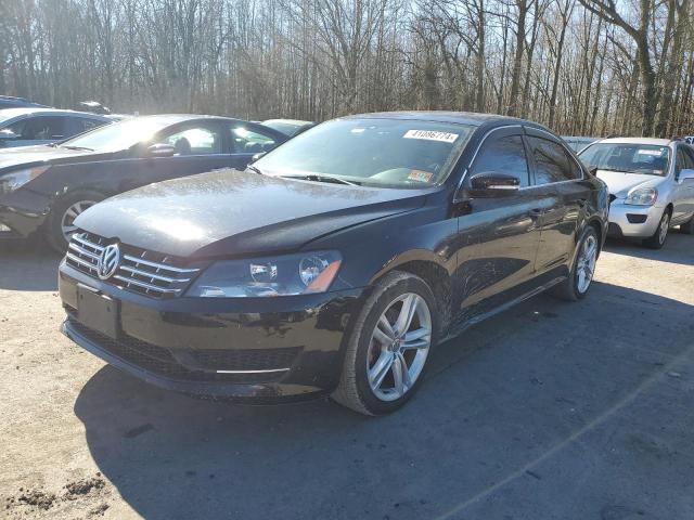 Image 1 of 2014 VOLKSWAGEN PASSAT SE 2014 with VIN 1VWBN7A32EC067276