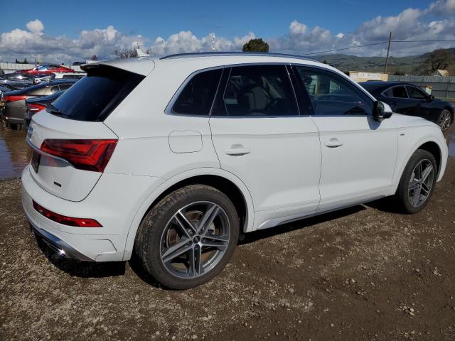 Image 3 of 2021 AUDI Q5 E PREMIUM 2021 with VIN WA1G2AFY3M2051251