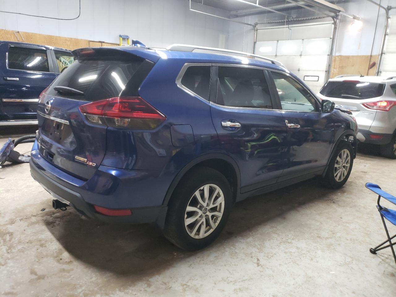 Image 3 of 2019 NISSAN ROGUE S 2019 with VIN 5N1AT2MV3KC797757