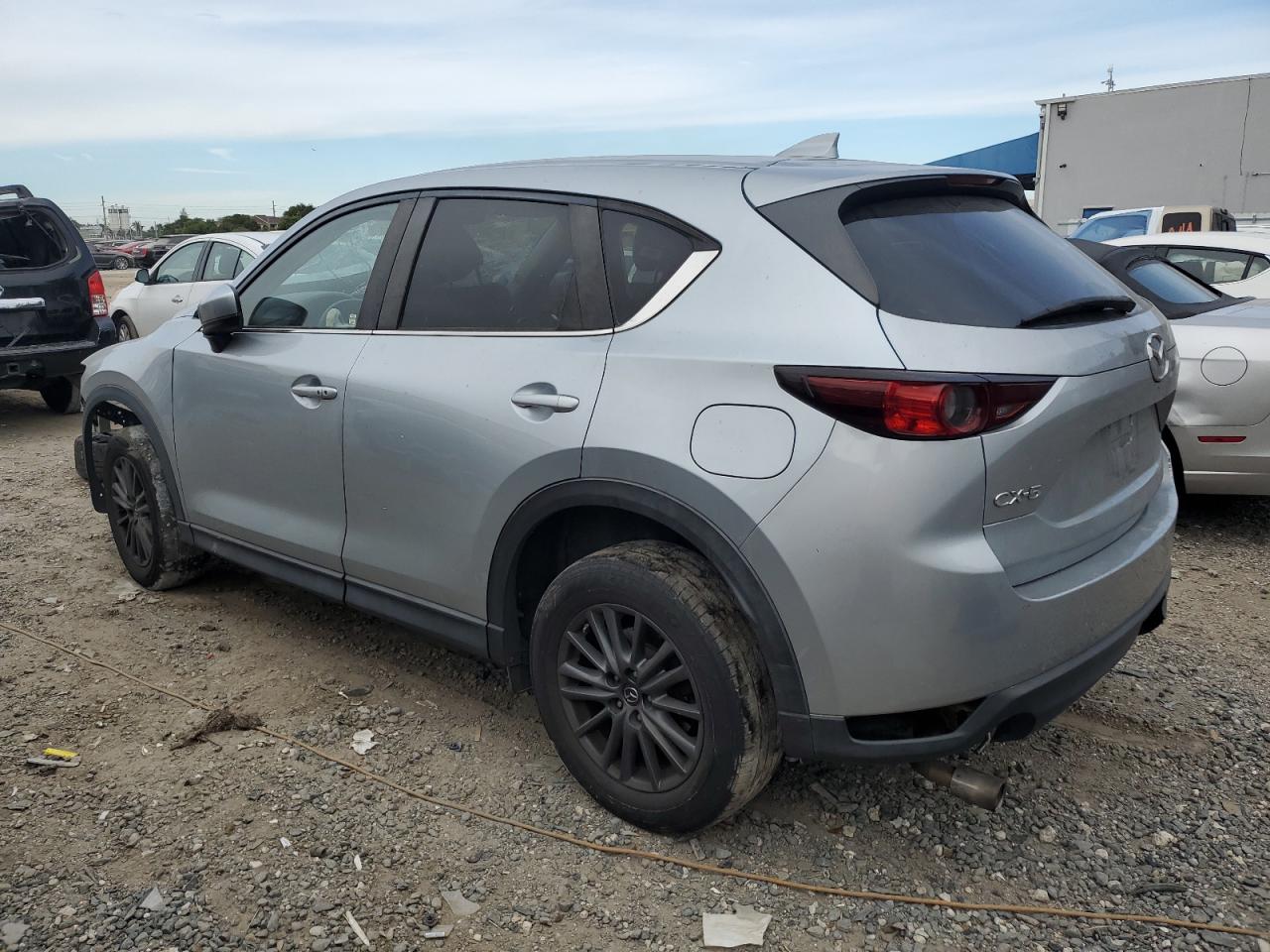 Obraz 2 z 2020 MAZDA CX-5 TOURING 2020 z VIN JM3KFACMXL0758886