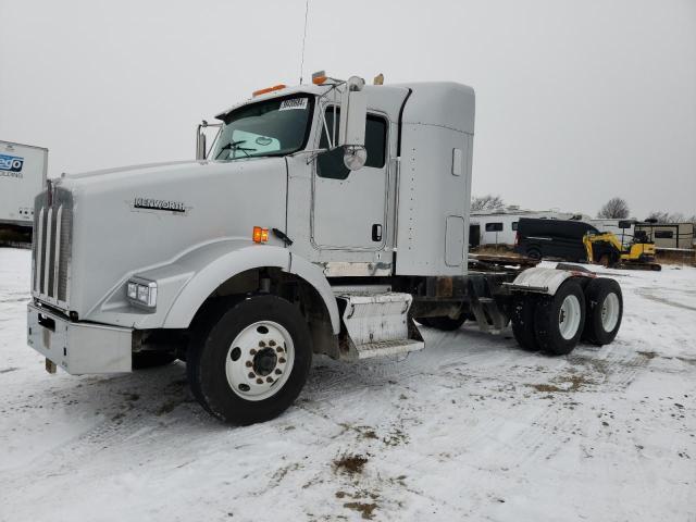 Image 2 of 2007 KENWORTH CONSTRUCTION T800 2007 with VIN 1XKDDU9X77J184729