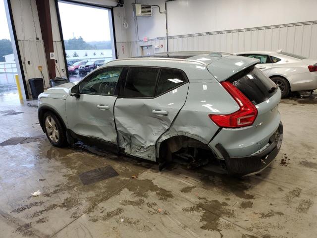 Obraz 2 z 2019 VOLVO XC40 T5 MOMENTUM 2019 z VIN YV4162XZ7K2021323