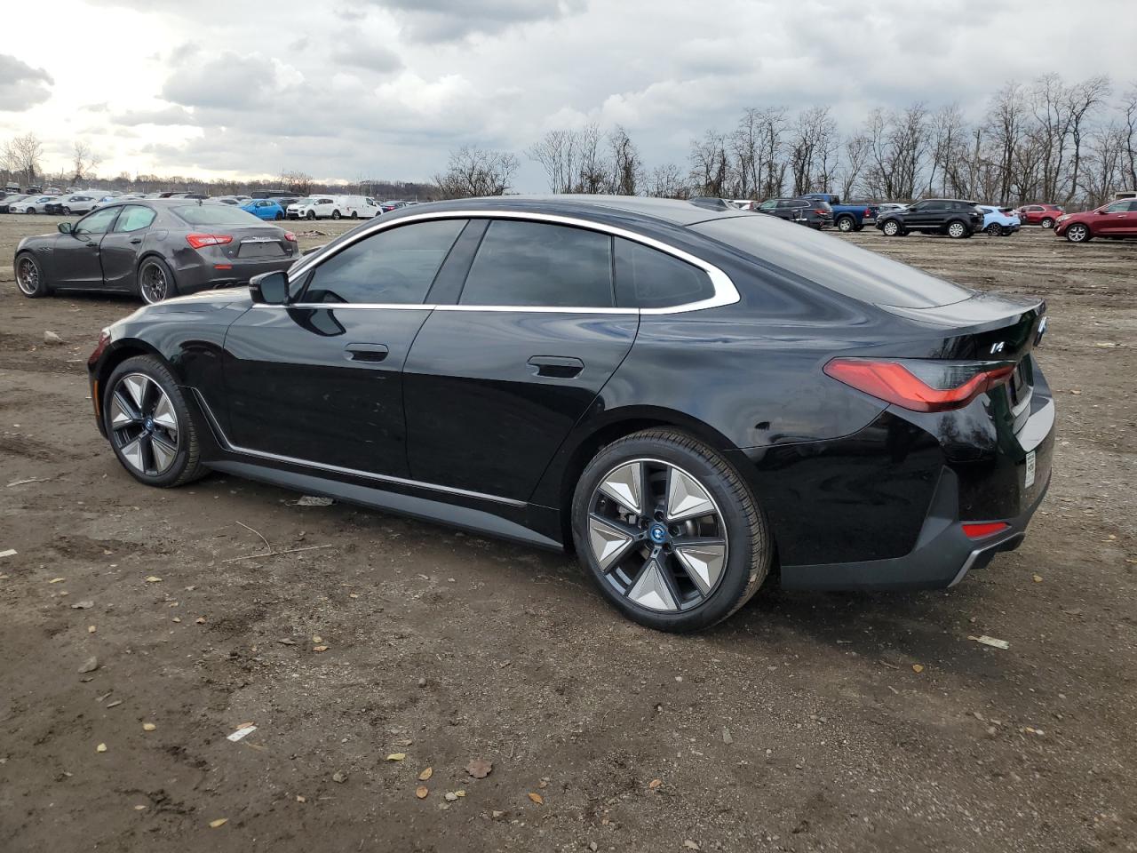 Obraz 2 z 2023 BMW I4 EDRIVE35  2023 z VIN WBY43AW0XPFP68399