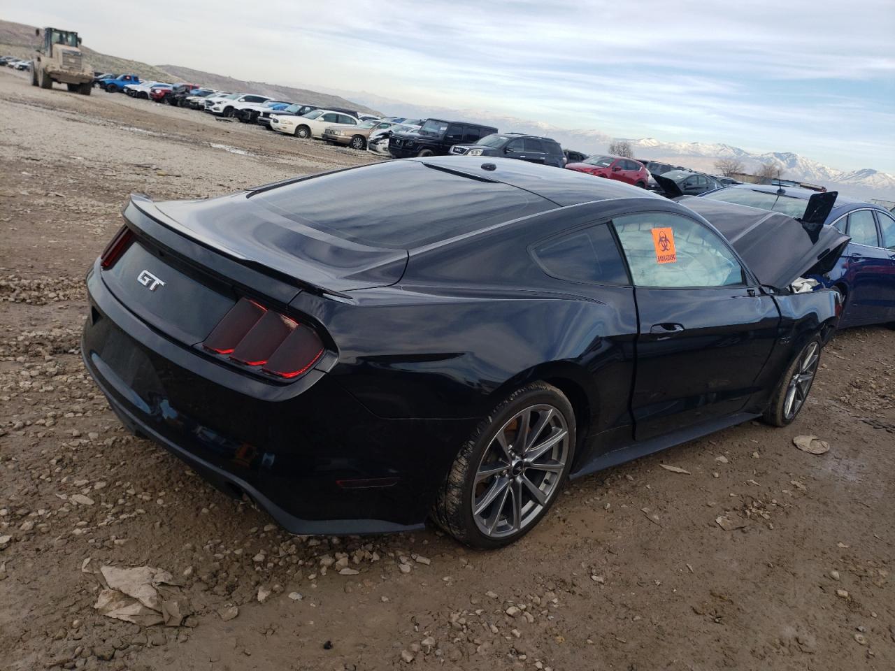 Image 3 of 2015 FORD MUSTANG GT 2015 with VIN 1FA6P8CF3F5418574