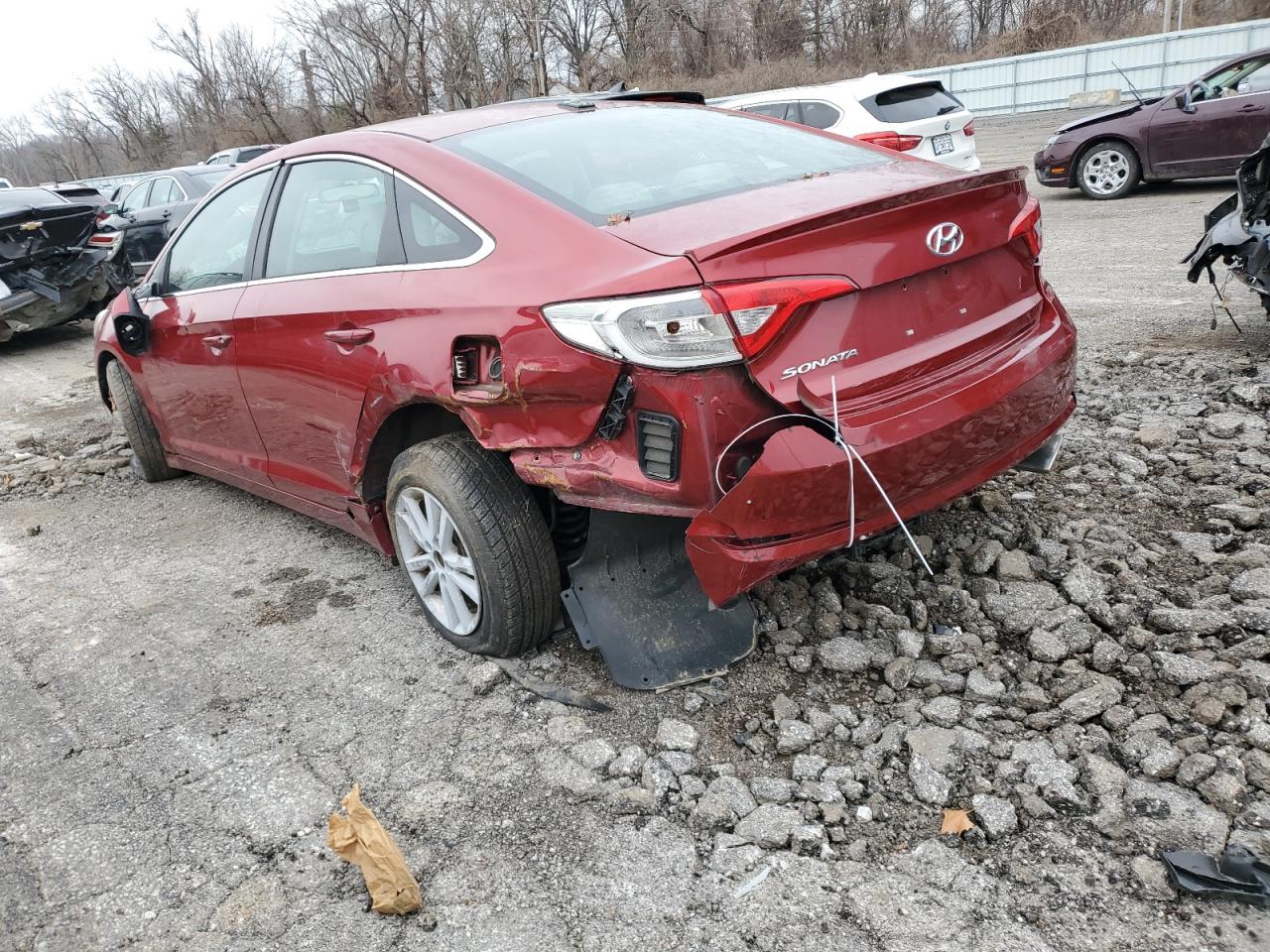 Obraz 2 z 2015 HYUNDAI SONATA SE 2015 z VIN 5NPE24AF3FH010530