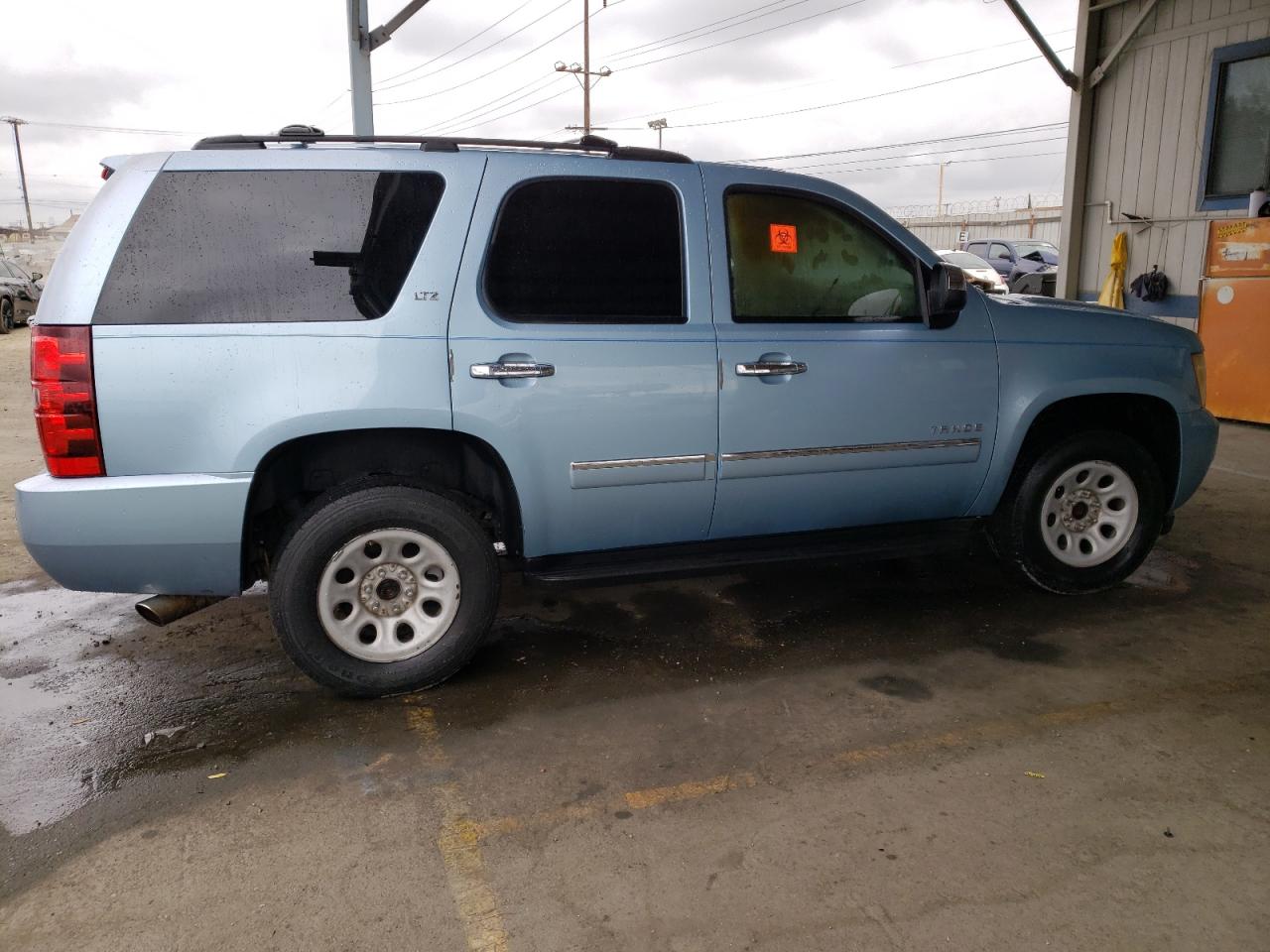 Obraz 3 z 2011 CHEVROLET TAHOE C1500 LTZ 2011 z VIN 1GNSCCE03BR348102