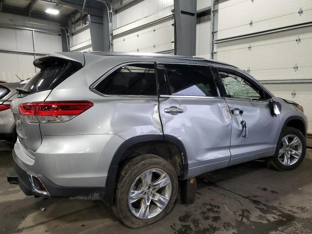Image 3 of 2018 TOYOTA HIGHLANDER LIMITED 2018 with VIN 5TDDZRFH6JS889166
