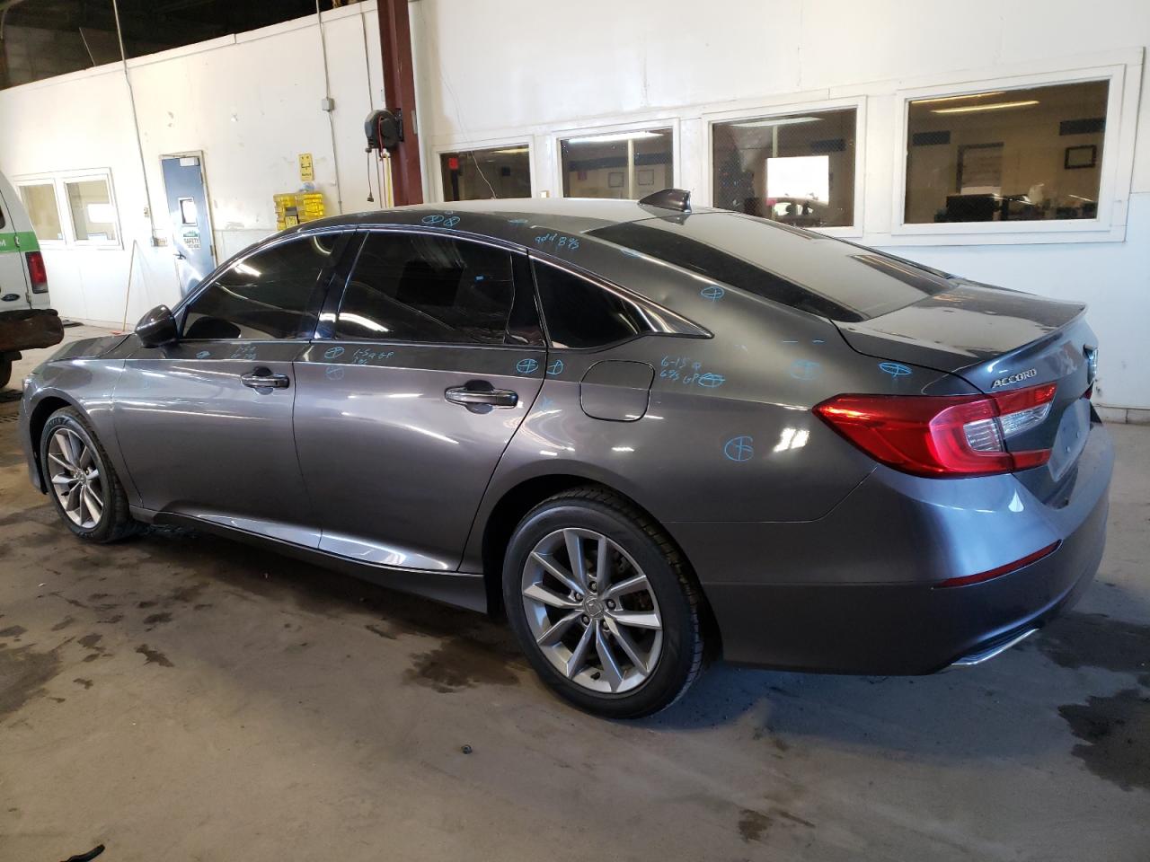 Изображение 2 2021 HONDA ACCORD LX 2021 с VIN 1HGCV1F14MA004302