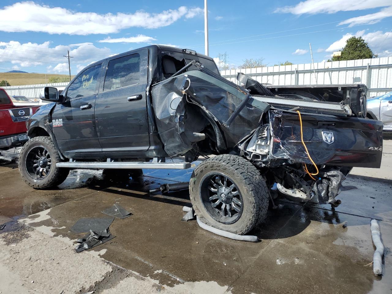 Изображение 2 2018 RAM 2500 LARAMIE 2018 с VIN 3C6UR5FL7JG258025