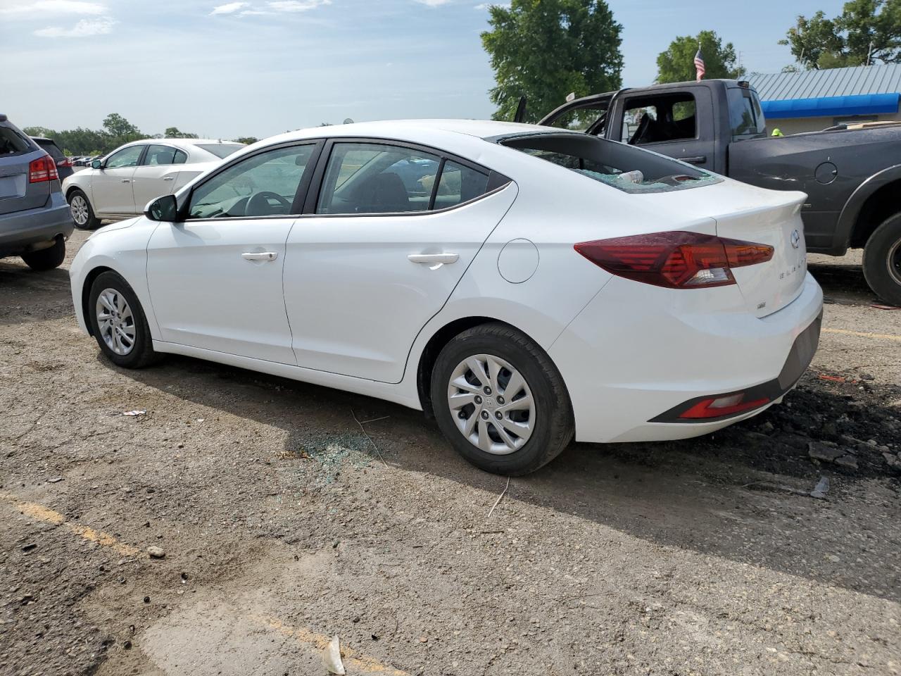 Изображение 2 2020 HYUNDAI ELANTRA SE 2020 с VIN 5NPD74LF2LH596451