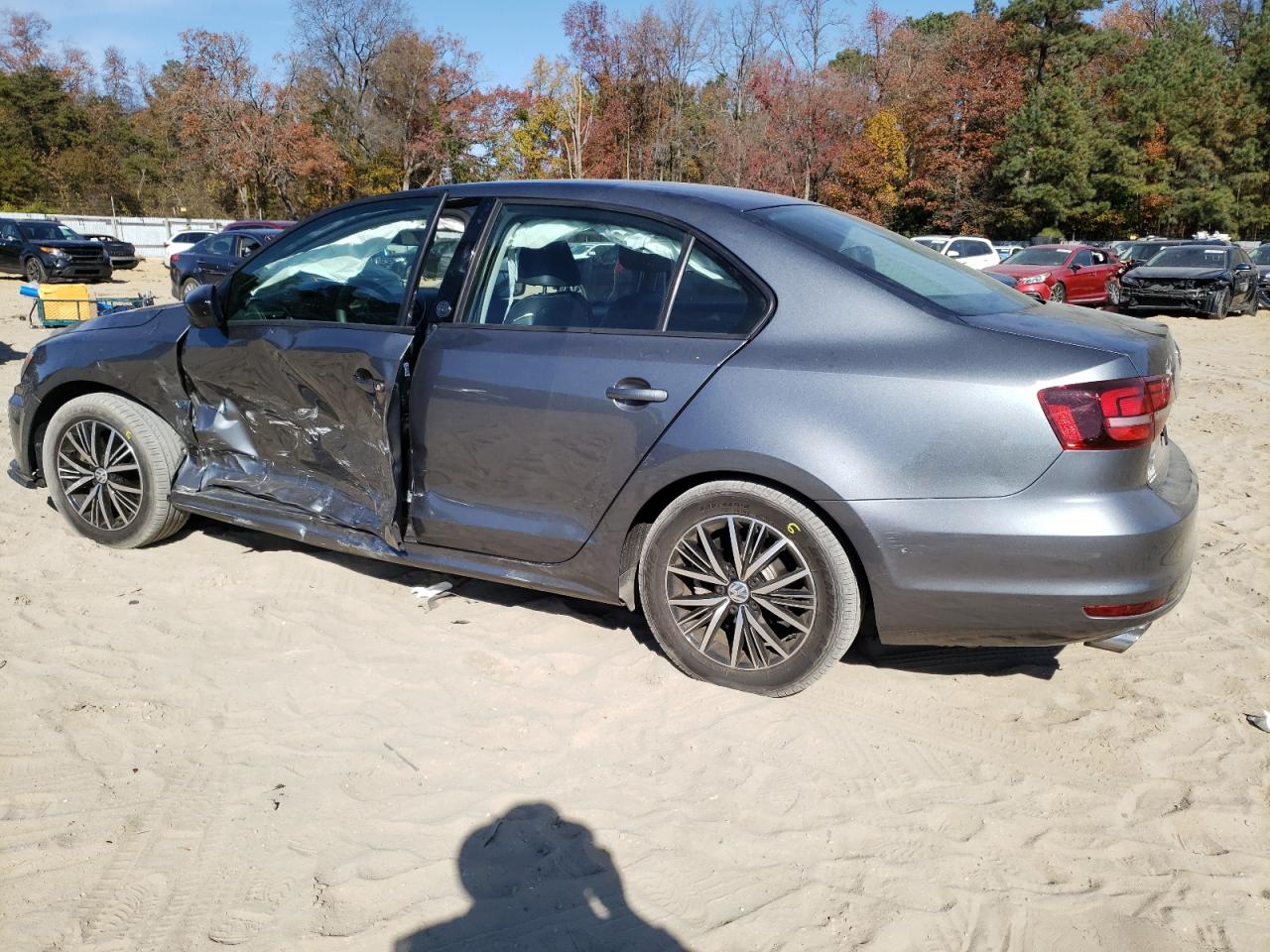 Изображение 2 2018 VOLKSWAGEN JETTA SE 2018 с VIN 3VWDB7AJ1JM214809