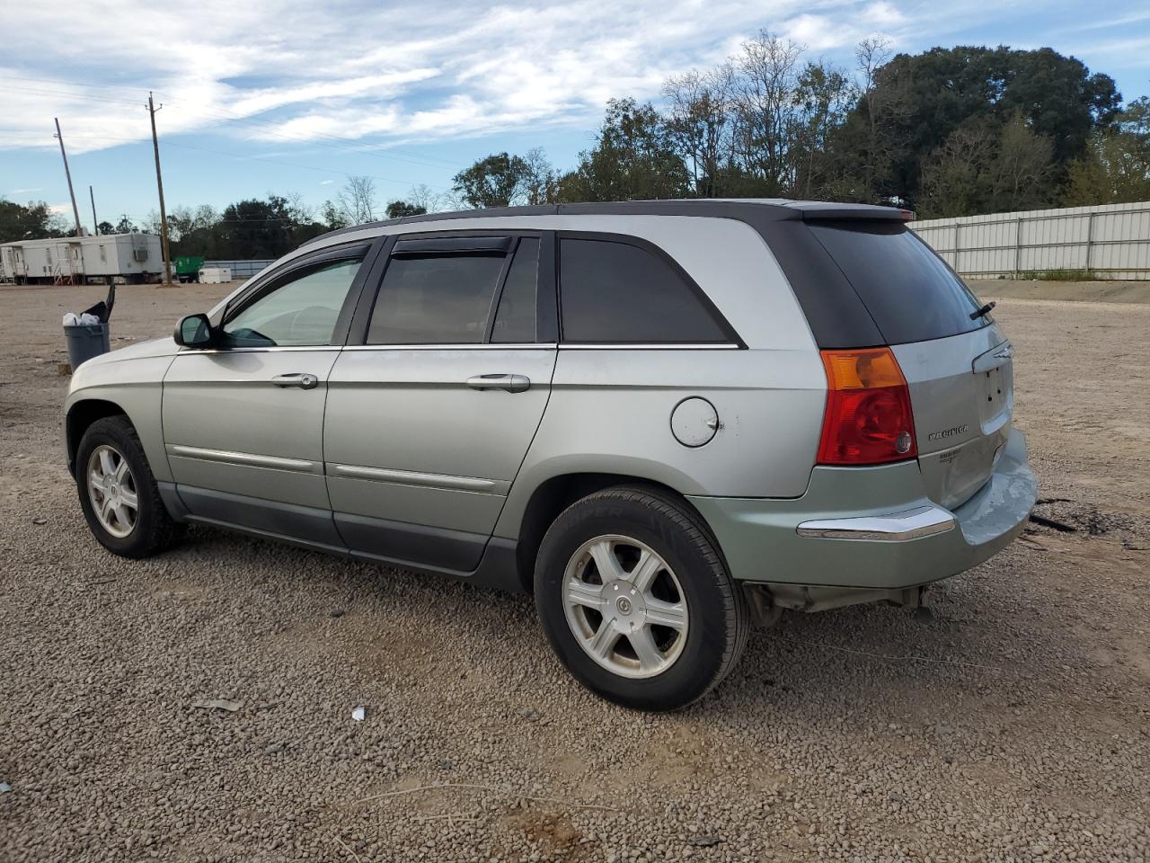 Image 2 of 2004 CHRYSLER PACIFICA  2004 with VIN 2C8GM68434R294467